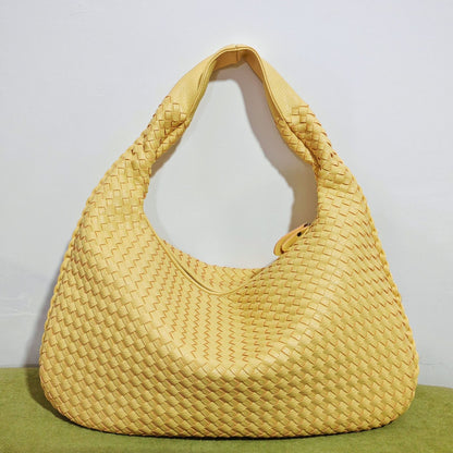 The Woven Shoulder Bag