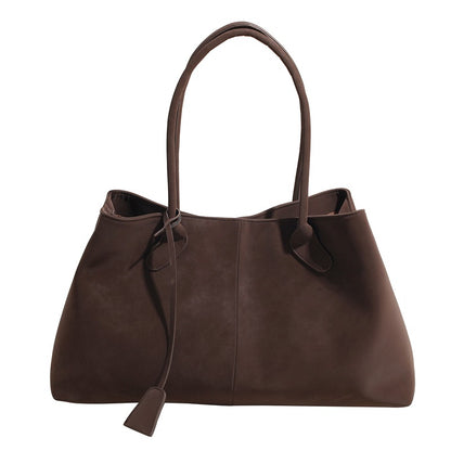 The Statement Tote