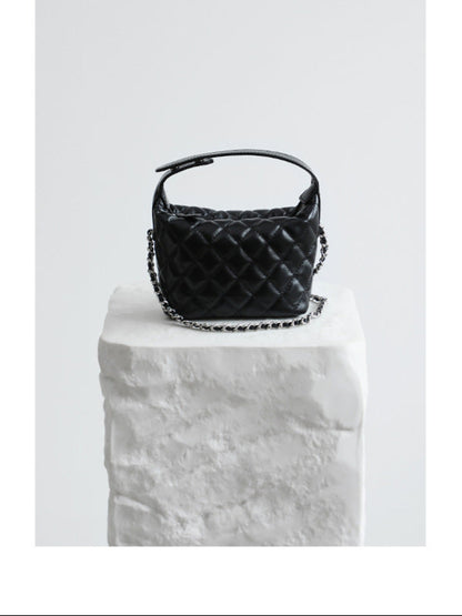 The Lunch Hour Luxe