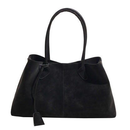 The Statement Tote