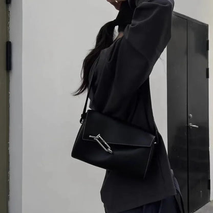 The Interlock Edit Bag